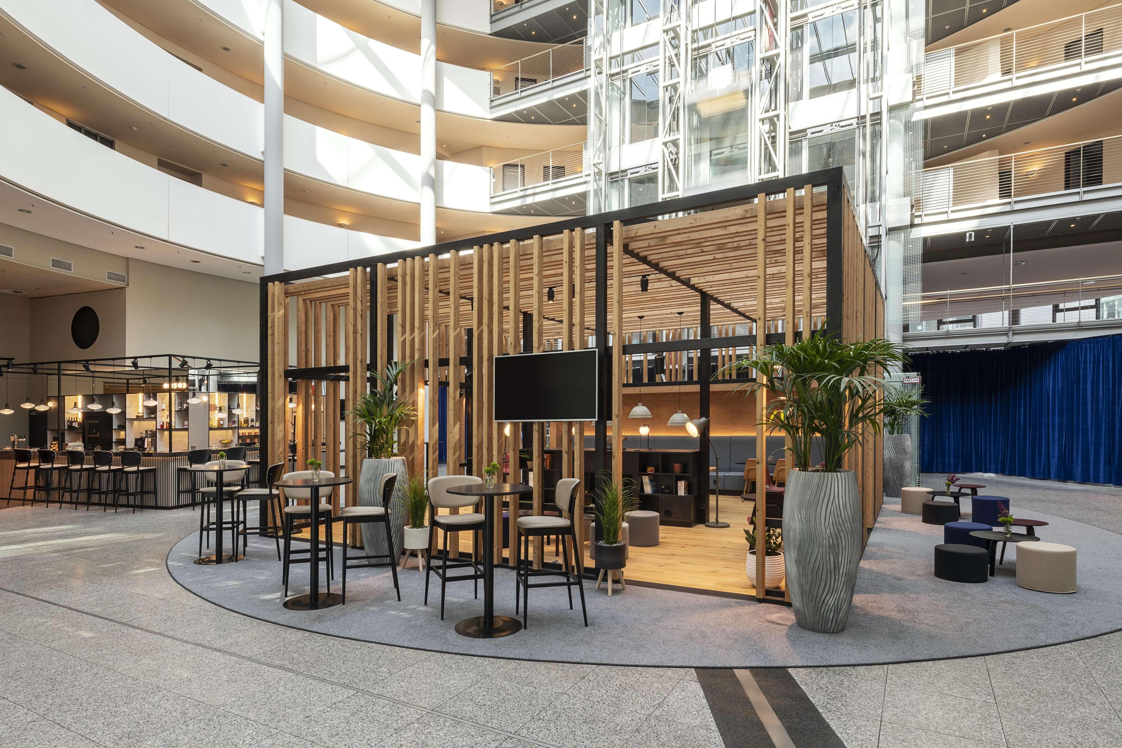 Nh Duesseldorf City Exterior photo